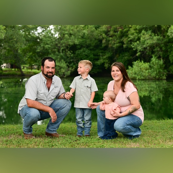 Meet your Posher, Shelby - Picture 2 of 5